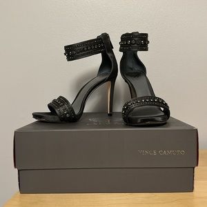 Vince Camuto VC-Fairlee Jewelled Open Toe Heels - 6